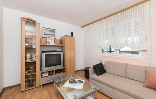  Two-Bedroom Holiday Home in Sv.Kriz Zacretje in Štrucljevo