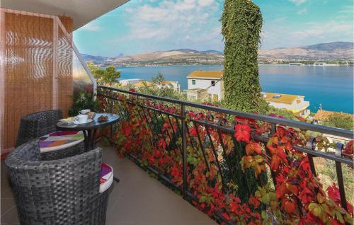 Awesome Apartment In Arbanija With 1 Bedrooms And Wifi - Trogir