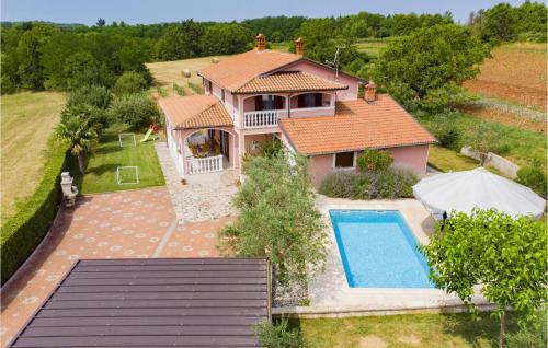 Nice Home In Livaki With Kitchen