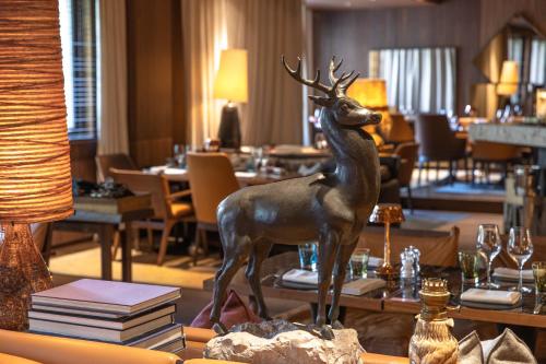 341206175 Schweizerhof Zermatt - a Small Luxury Hotel