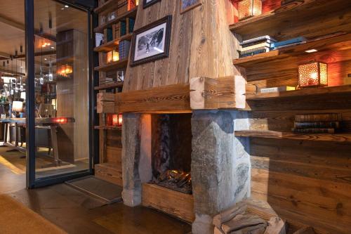 Hotel Schweizerhof Zermatt - image 3