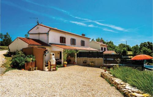  One-Bedroom Holiday Home in Bartici, Pension in Barbići bei Barbići