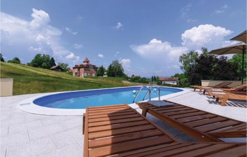 4 Bedroom Nice Home In Starjak