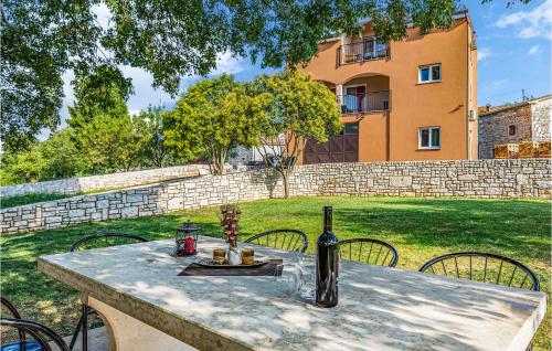  Two-Bedroom Apartment in Heraki in Medaki