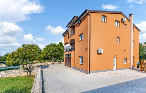  Two-Bedroom Apartment in Heraki in Medaki