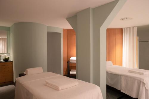 341220251 Schweizerhof Zermatt - a Small Luxury Hotel