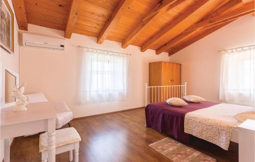 Pet Friendly Home In Regulici With Wifi