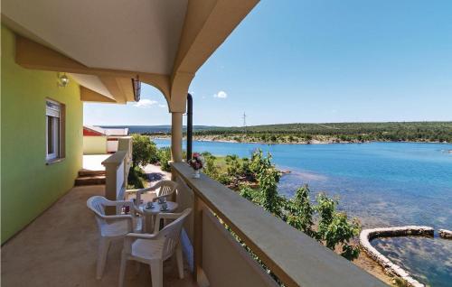  Apartment Ribnica-Krusevo with Sea View XII, Pension in Anić