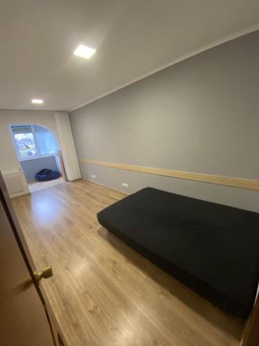 3 rooms apartment near subway