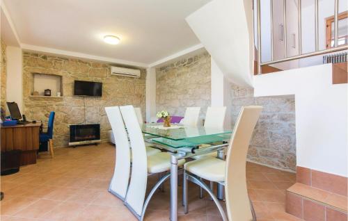 Awesome Home In Krusevo