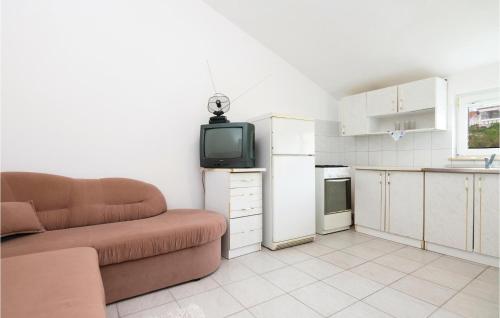  Apartment Rtina Benici in Miletići