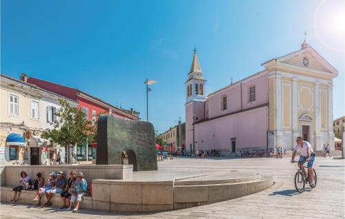 Beautiful Home In Porec With Wifi