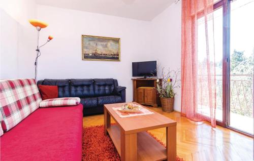  One-Bedroom Apartment in Kremena in Kremena