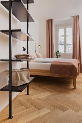 Marktbar Studios - Boutique Aparthotel - Tap to explore photos