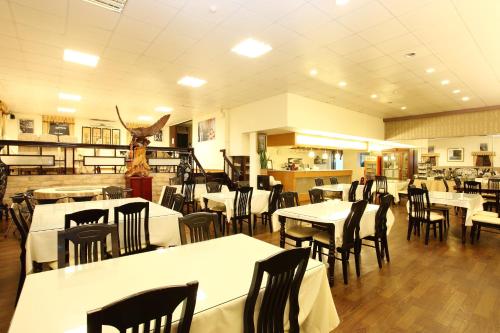 Restaurant, Hot Spring World Hotel in Wulai District