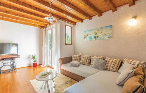 Stunning Home In Blato Na Cetini With Wifi