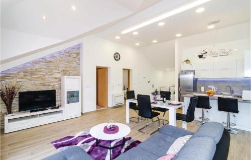  Two-Bedroom Apartment in Cibaca, Unterkunft in Čibača