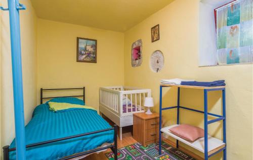 Pet Friendly Apartment In Porec With Wifi