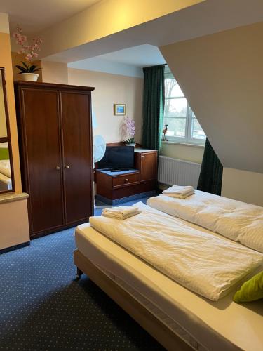 Hotel am Schloss - Frankfurt an der Oder - image 9