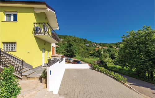 4 Bedroom Stunning Home In Rukavac