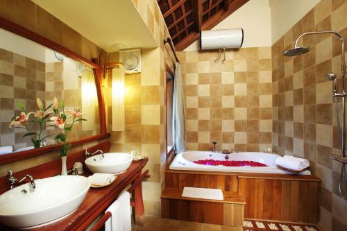 Sun Spa Resort & Villa, Донгхой (фото 2)