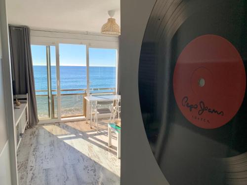 Malibu - “Vive en la playa” “Live on the beach” in Torremuelle