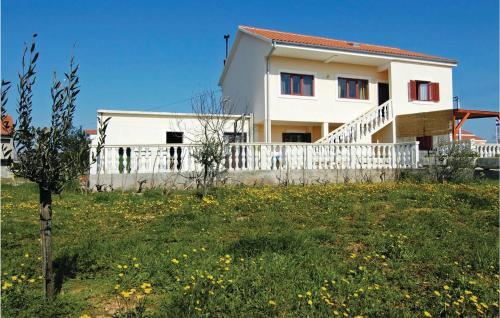  Apartment Franje Tudmana III in Vrsi
