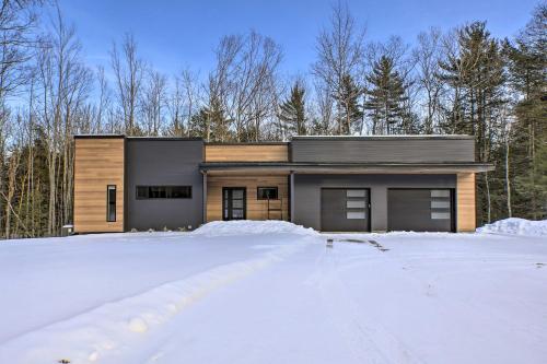 Modern-Chic Interlochen Home with Deck and Game Room! Modern-Chic Interlochen Home with Deck and Game Room!