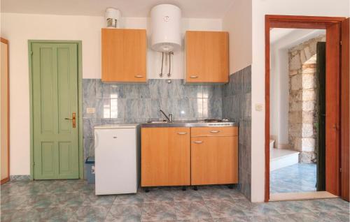 Nice Home In Postira With Kitchen