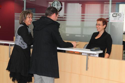 大堂, 貝桑松艾瑟克艾塔佩CIS酒店 (Ethic Etapes CIS de Besancon) in 馬扎格朗