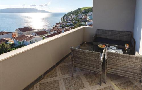Nice Apartment In Klek With House Sea View