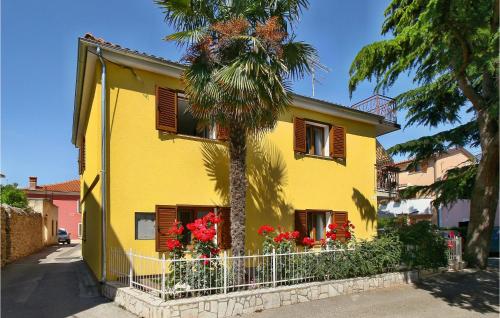 Awesome apartment in Novigrad with 2 Bedrooms and WiFi - Apartment - Novigrad Istria