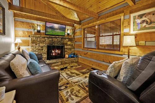 The Robins Nest with hot tub in Pigeon Forge, USA