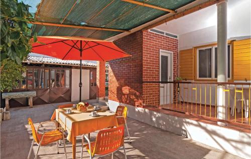  Apartment Kastel Stafilic I, Unterkunft in Kaštela