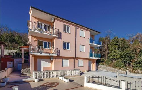 1 Bedroom Nice Apartment In Volosko - Opatija