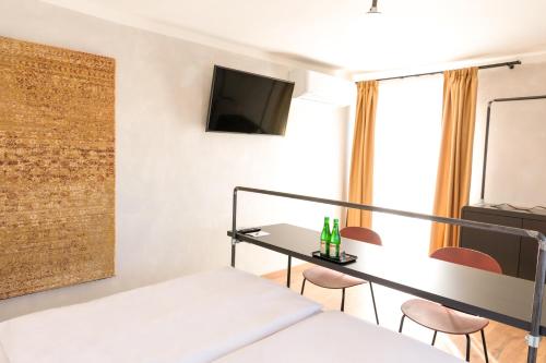 Miss Sophie's Downtown - main image