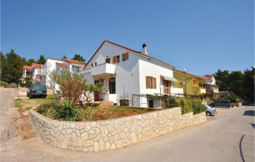  One-Bedroom Apartment in Vrboska in Vrboska
