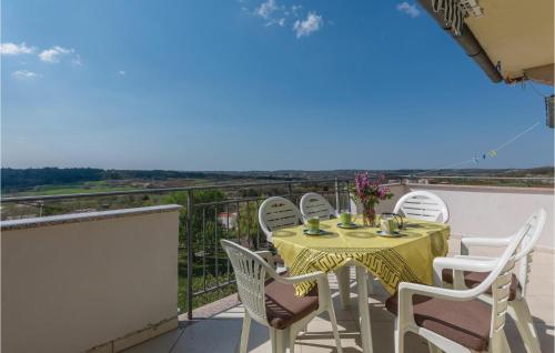 Balkons/terase, Two-Bedroom Apartment In Veli Jezenj in Veli Jezenj