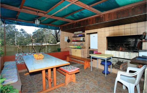  Apartment Racisce 15 in Račišće