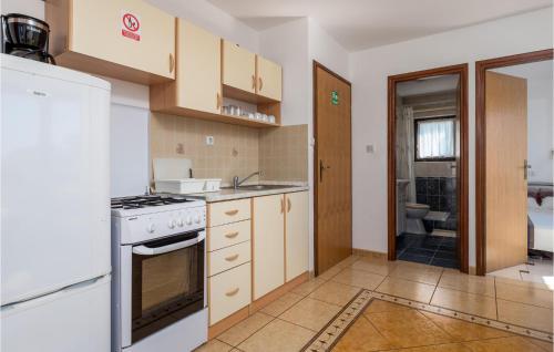 One-Bedroom Apartment In Jablanac