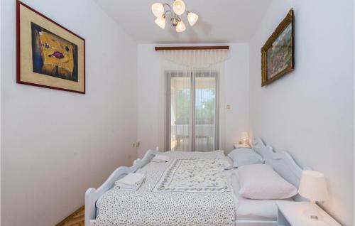 2 Bedroom Stunning Apartment In Senj - Location saisonnière - Nehaj