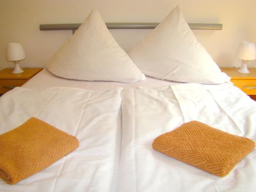 BNB near Brandenburg Gate - Rooms & Apartments, Berlino (foto 11)