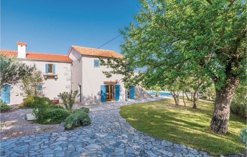 Nice Home In Zgaljici With Outdoor Swimming Pool