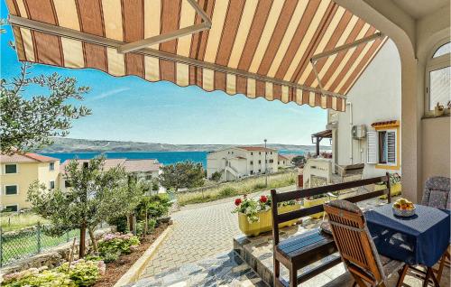 1 Bedroom Awesome Apartment In Kustici