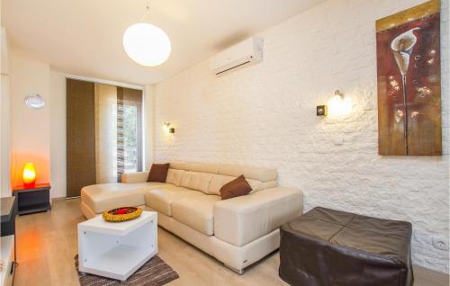 Awesome Home In Labin With Sauna