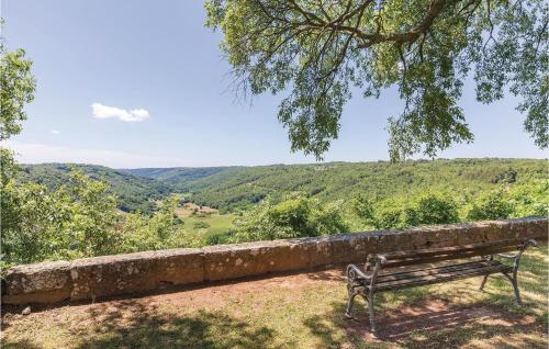 Lovely Home In Kmacici With Kitchen