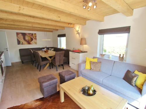 Detached chalet close to the ski area