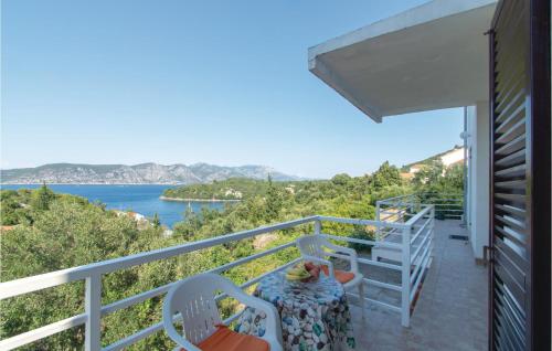 Lovely Apartment In Racisce With House A Panoramic View - Račišće