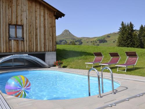  Welcoming Apartment in Dam ls near Bregenz Forest Mountains, Pension in Damuls