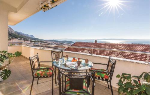 Nice Apartment In Makarska With 2 Bedrooms And Wifi - Makarska